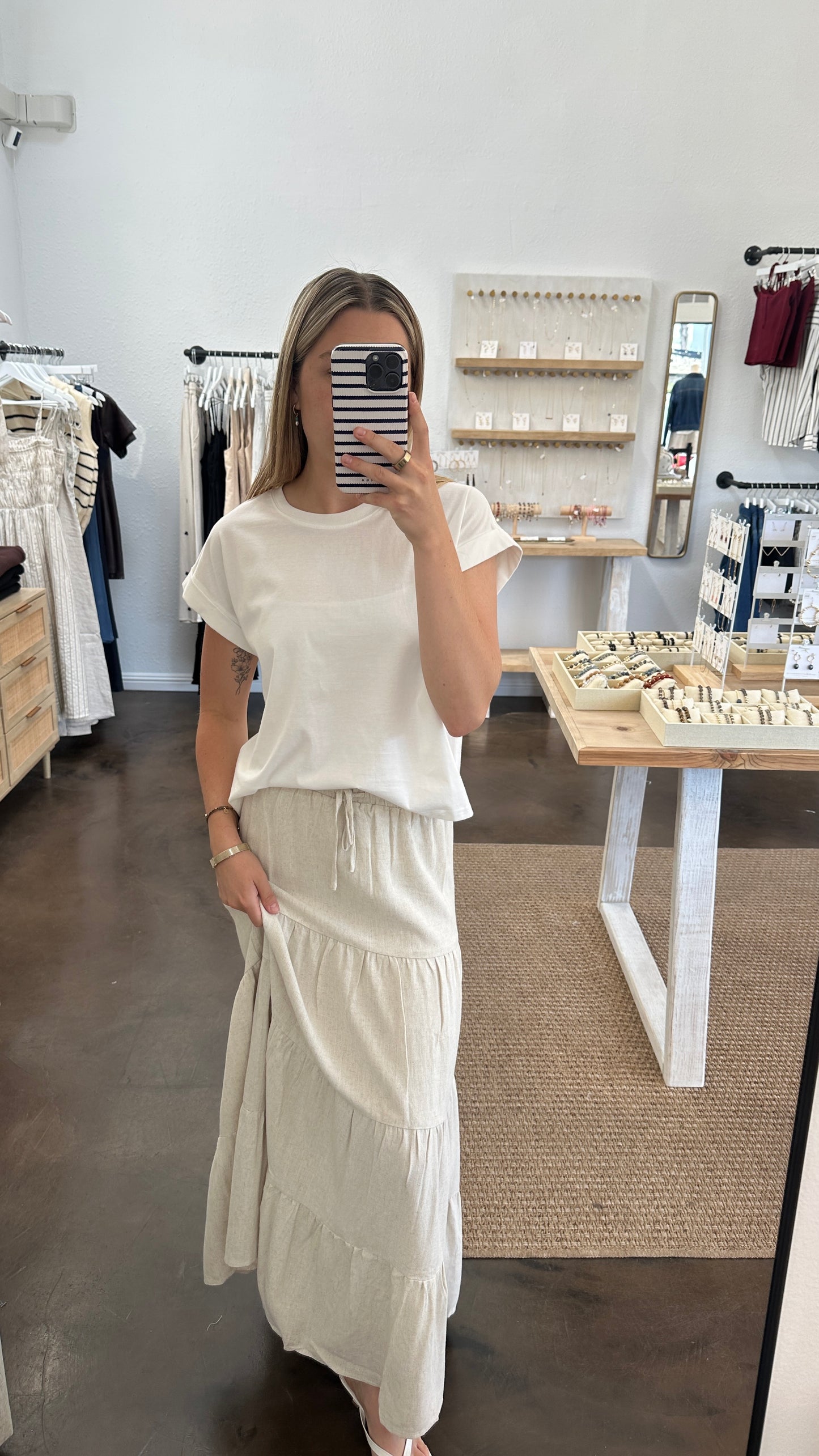 TIERED RUFFLE MAXI SKIRT