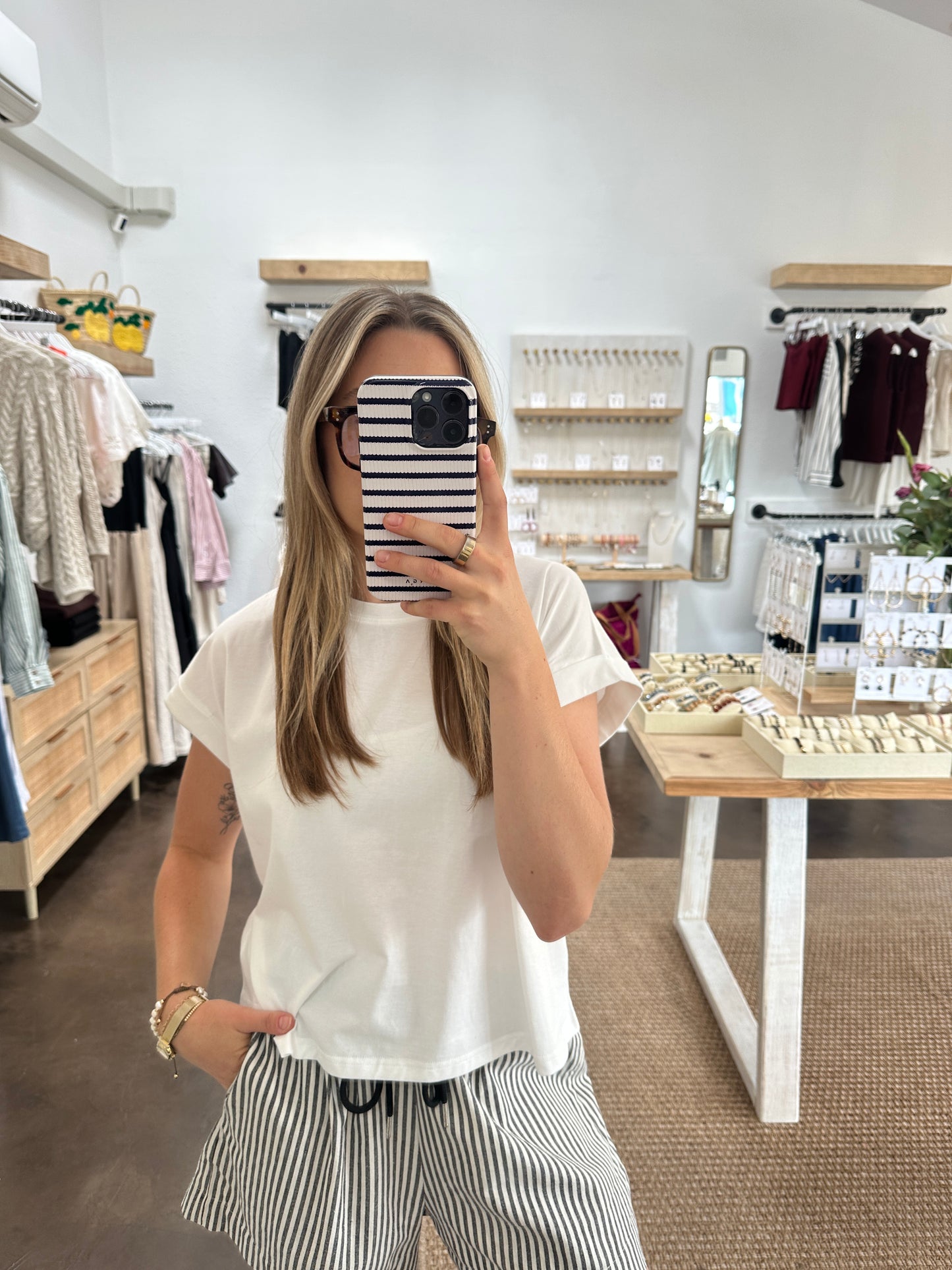 CLASSIC TEE WHITE | Jules Street Boutique