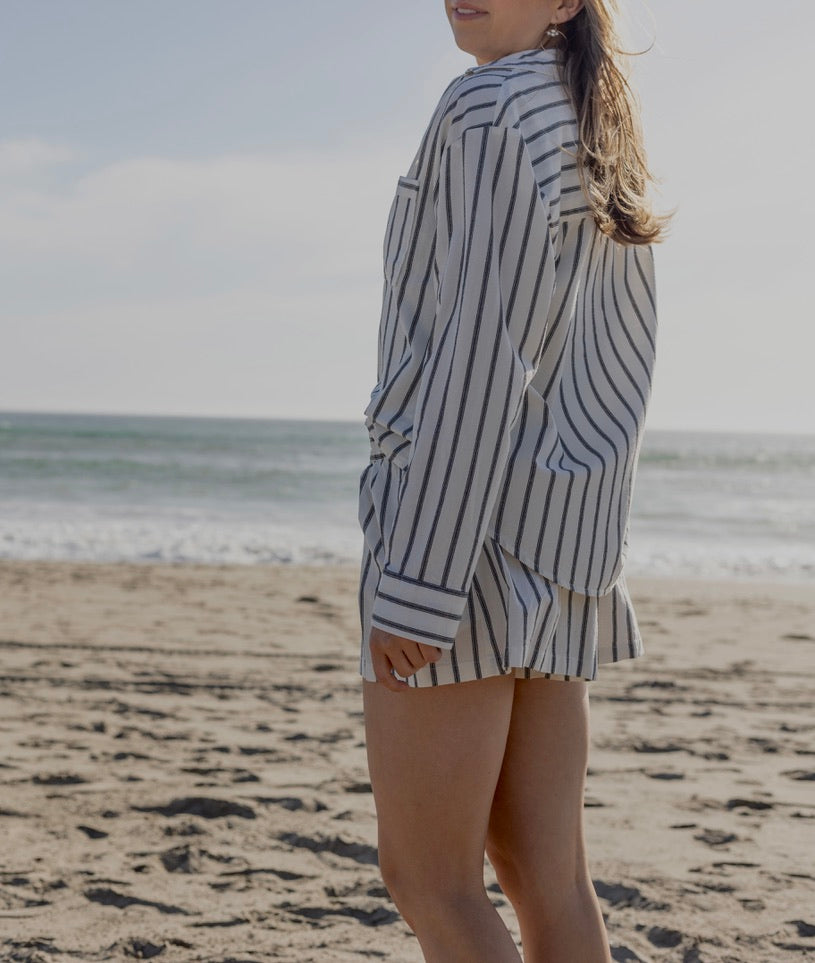 GIA CLASSIC STRIPED BUTTON DOWN
