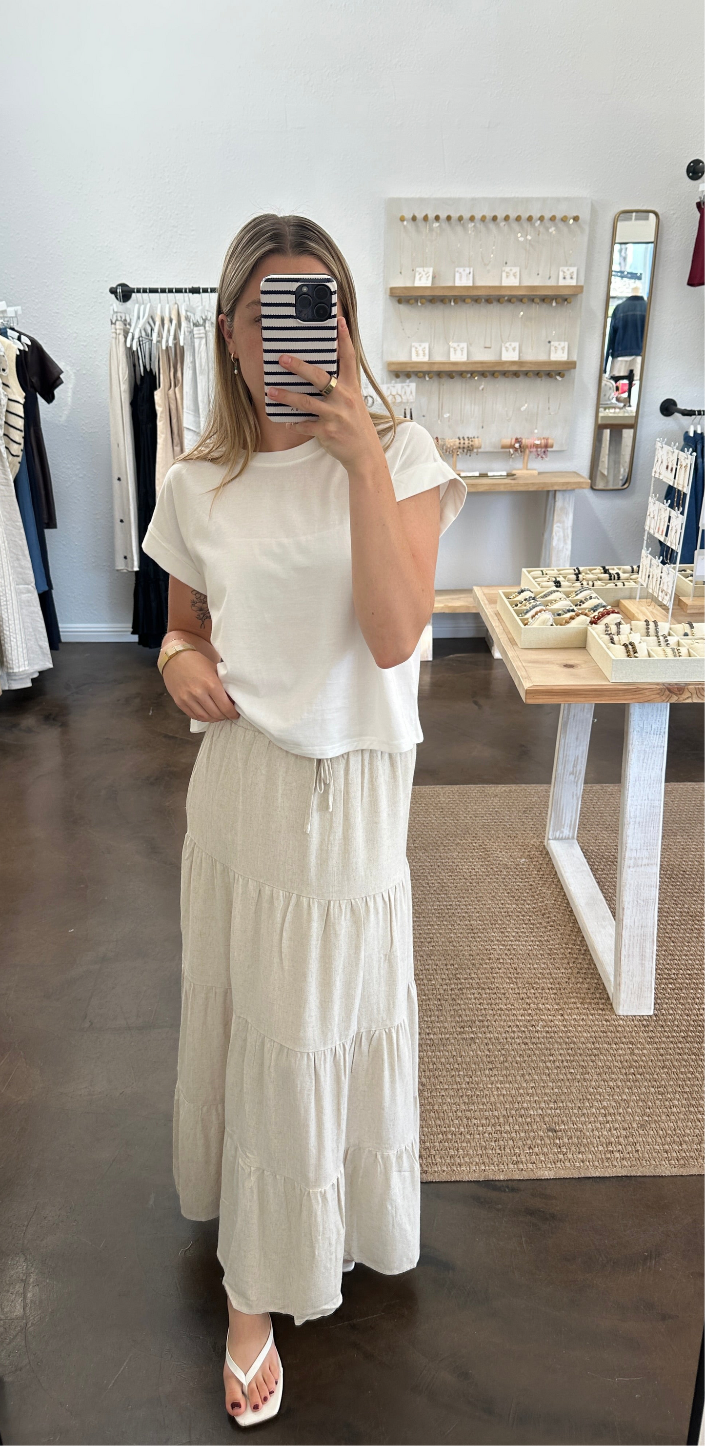 TIERED RUFFLE MAXI SKIRT