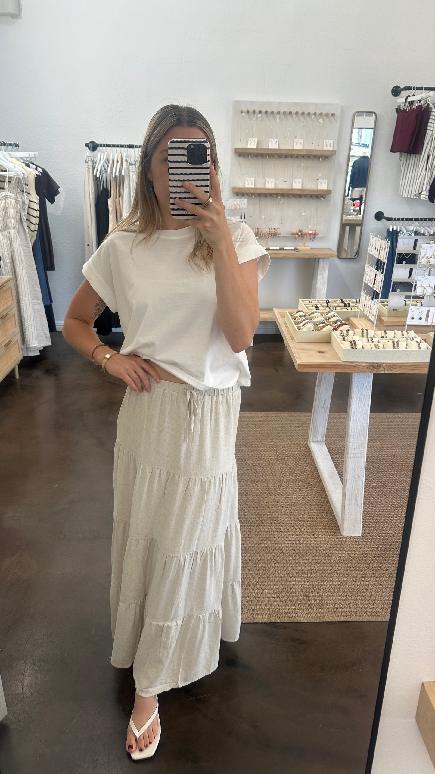 TIERED RUFFLE MAXI SKIRT