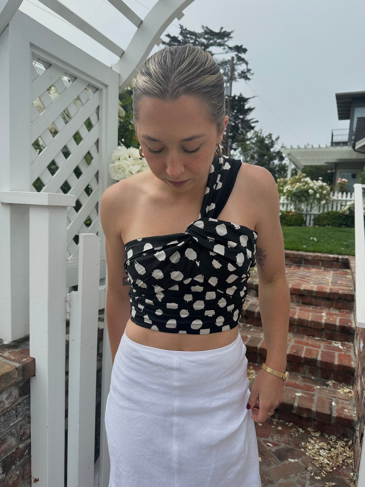 POLKA CROSS TOP