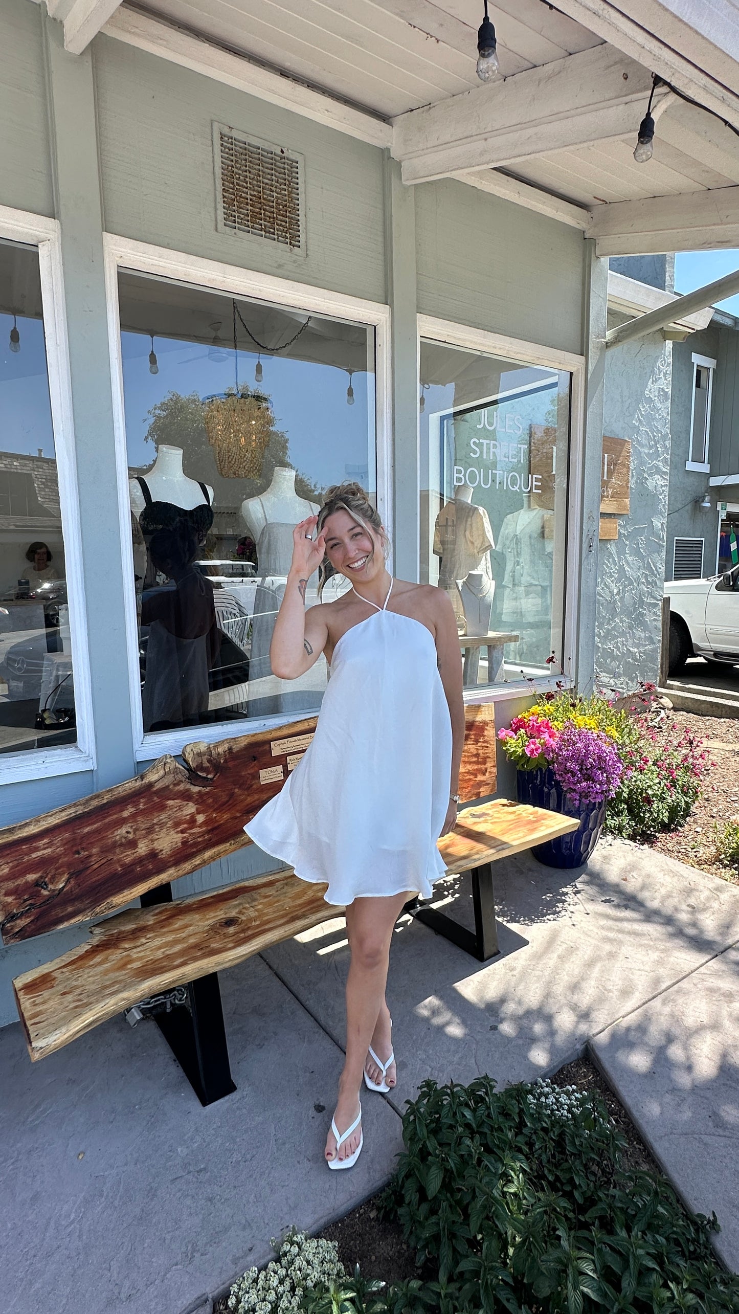 HALTER MINI DRESS WHITE