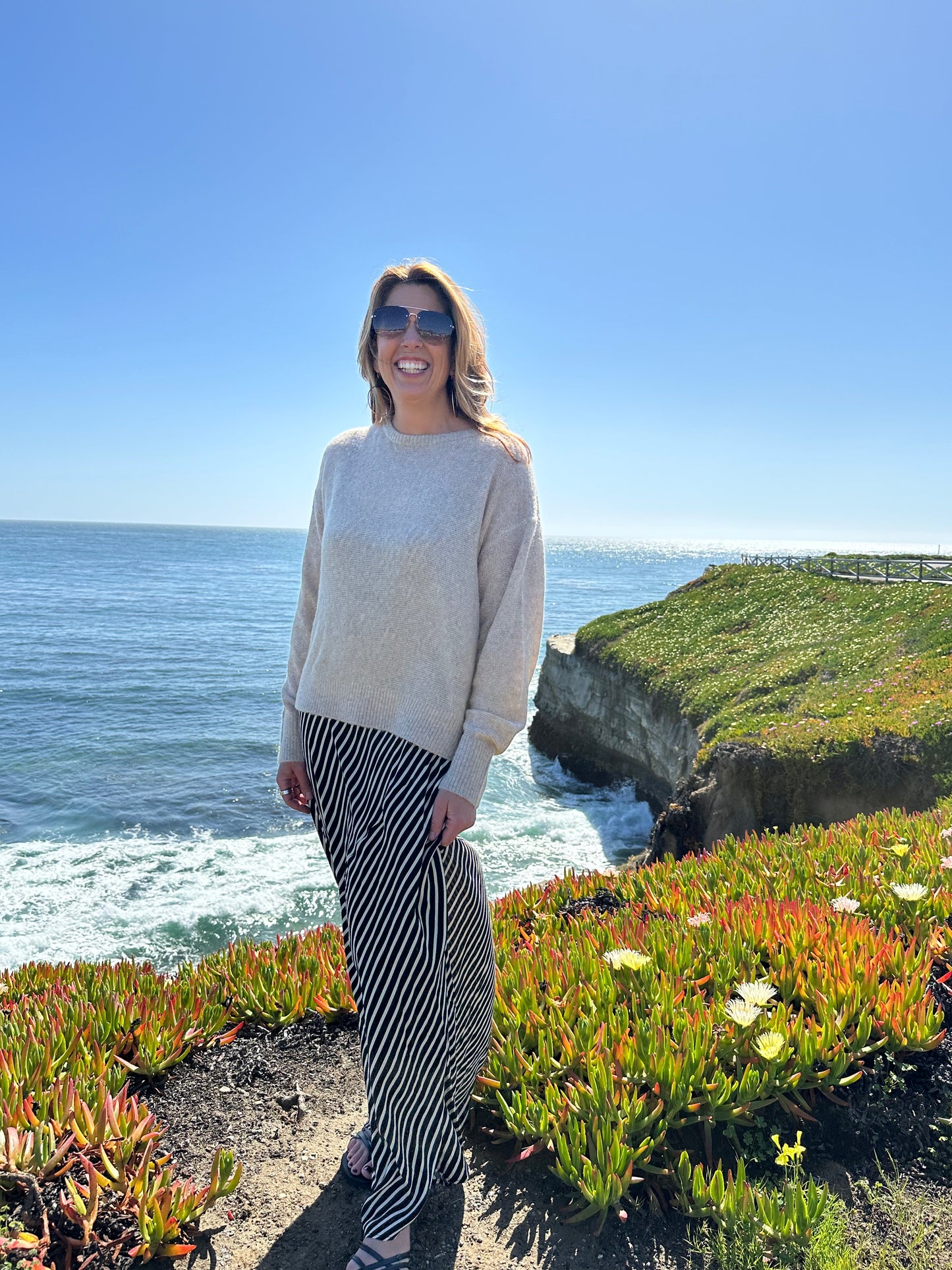 POPPY SWEATER