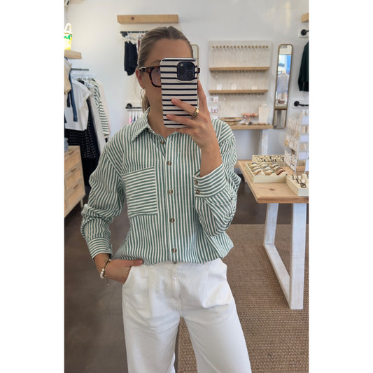 STRIPED BUTTON-DOWN GREEN