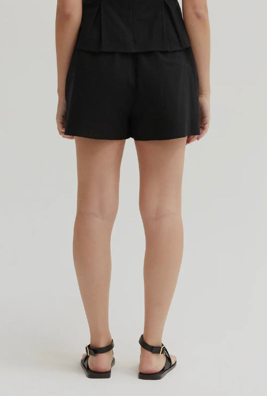 BELLA BLACK LINEN SHORTS | Jules Street Boutique
