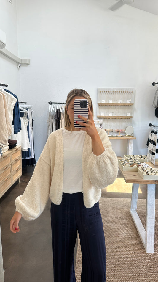 CHLOE BELL SLEEVE CARDIGAN