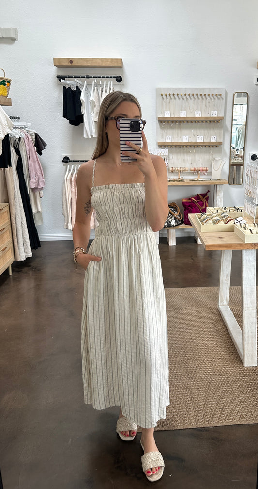 SOPHIA SMOCKED MIDI DRESS | Jules Street Boutique